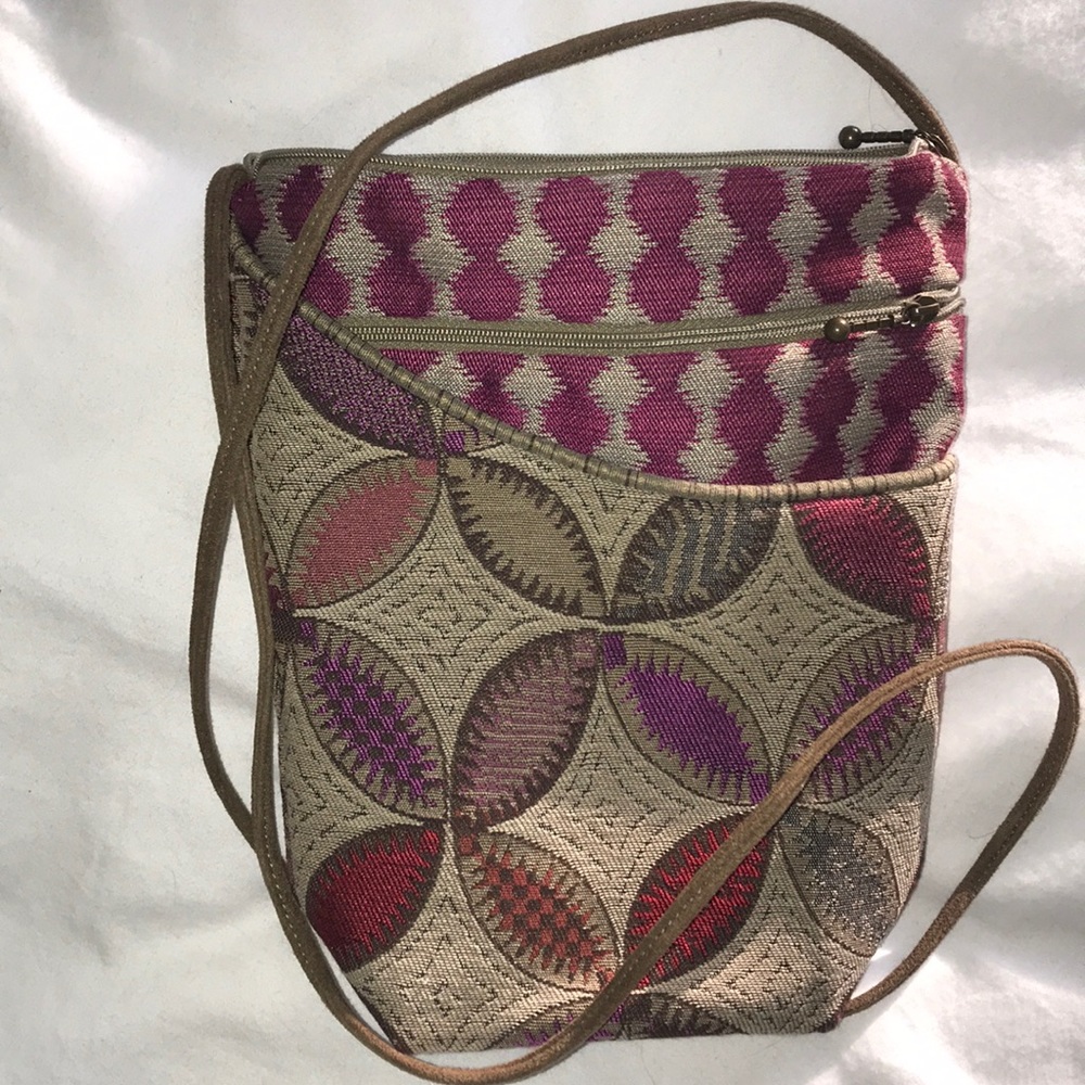 Maruca crossbody